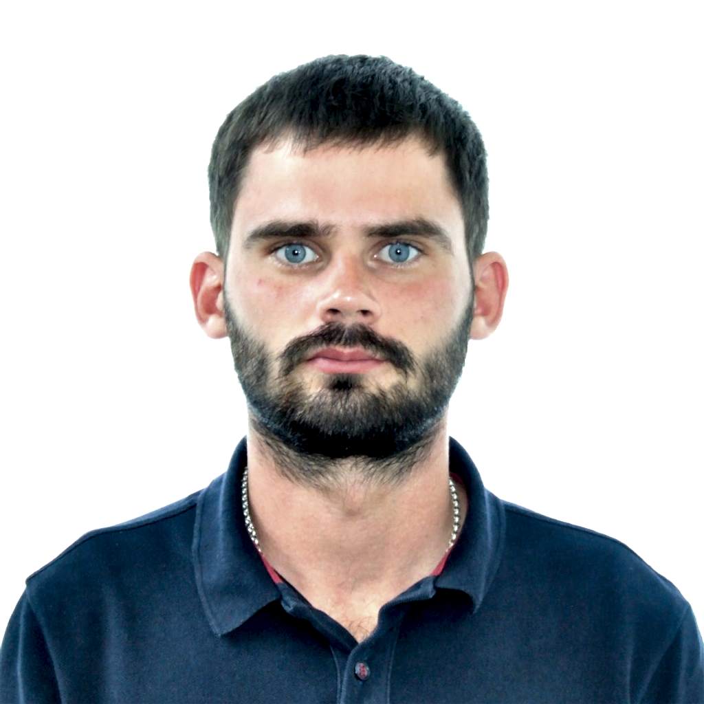 Махненко Артем Владимирович