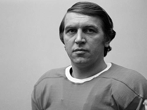На 74-м году в Алматы скончался легендарный хоккеист Владимир Шадрин 