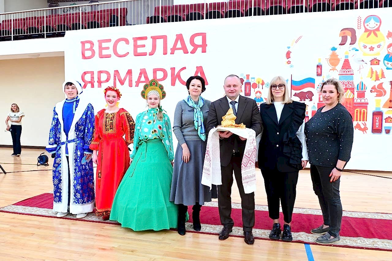 Традиционная благотворительная ярмарка прошла в «Самбо-70»!
