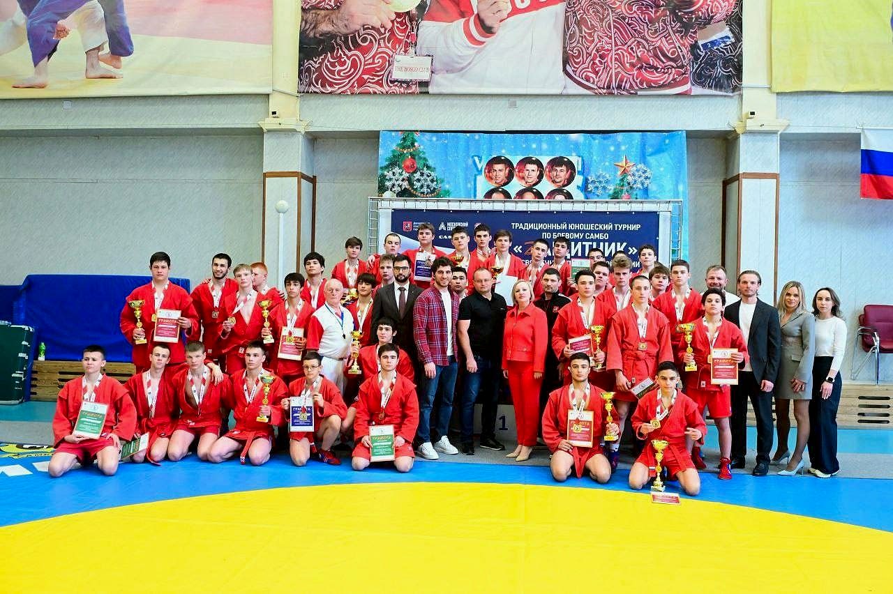 Традиционный турнир ГБОУ «ЦСиО «Самбо-70» Москомспорта «Zащитник» по боевому самбо прошёл 6 апреля.